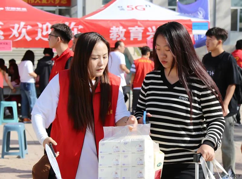 755f9096848948b6b1bf44622e04c932.jpg 755f9096848948b6b1bf44622e04c932.jpg