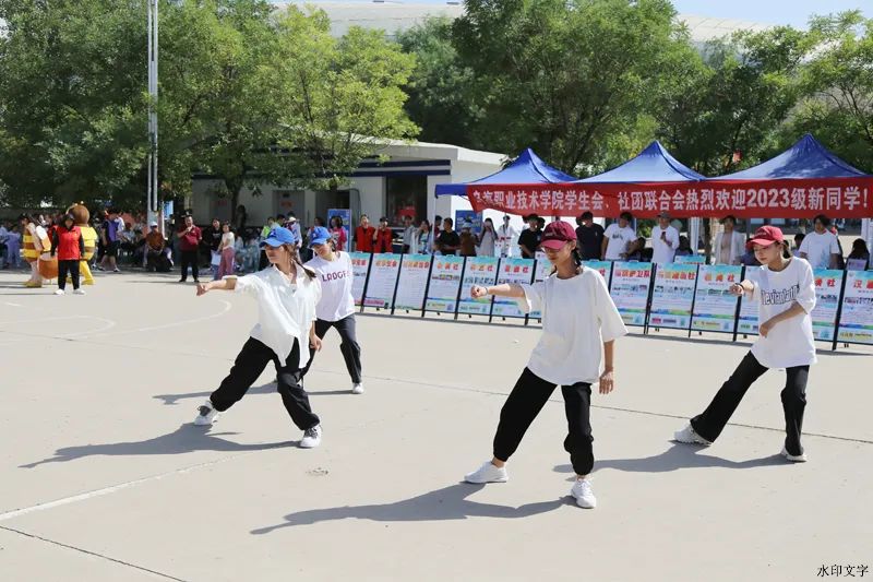 dce7071b93b842b88c49ba472abceaef.jpg dce7071b93b842b88c49ba472abceaef.jpg